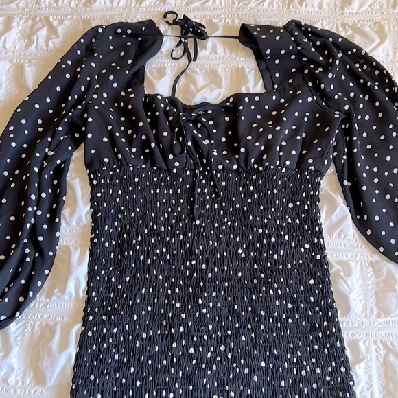 Mini ruffle polka dot dress - Picture 3 of 4